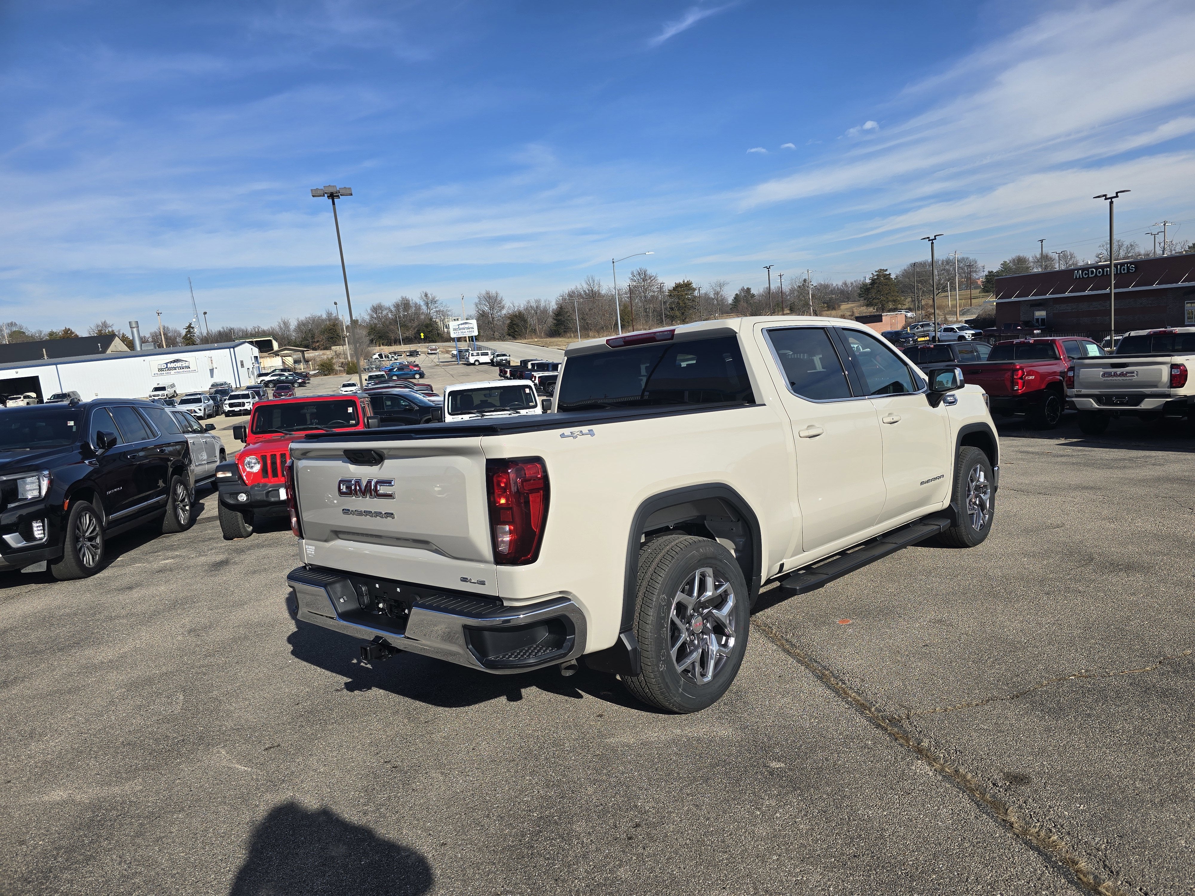 2026 GMC Sierra 1500 SLE