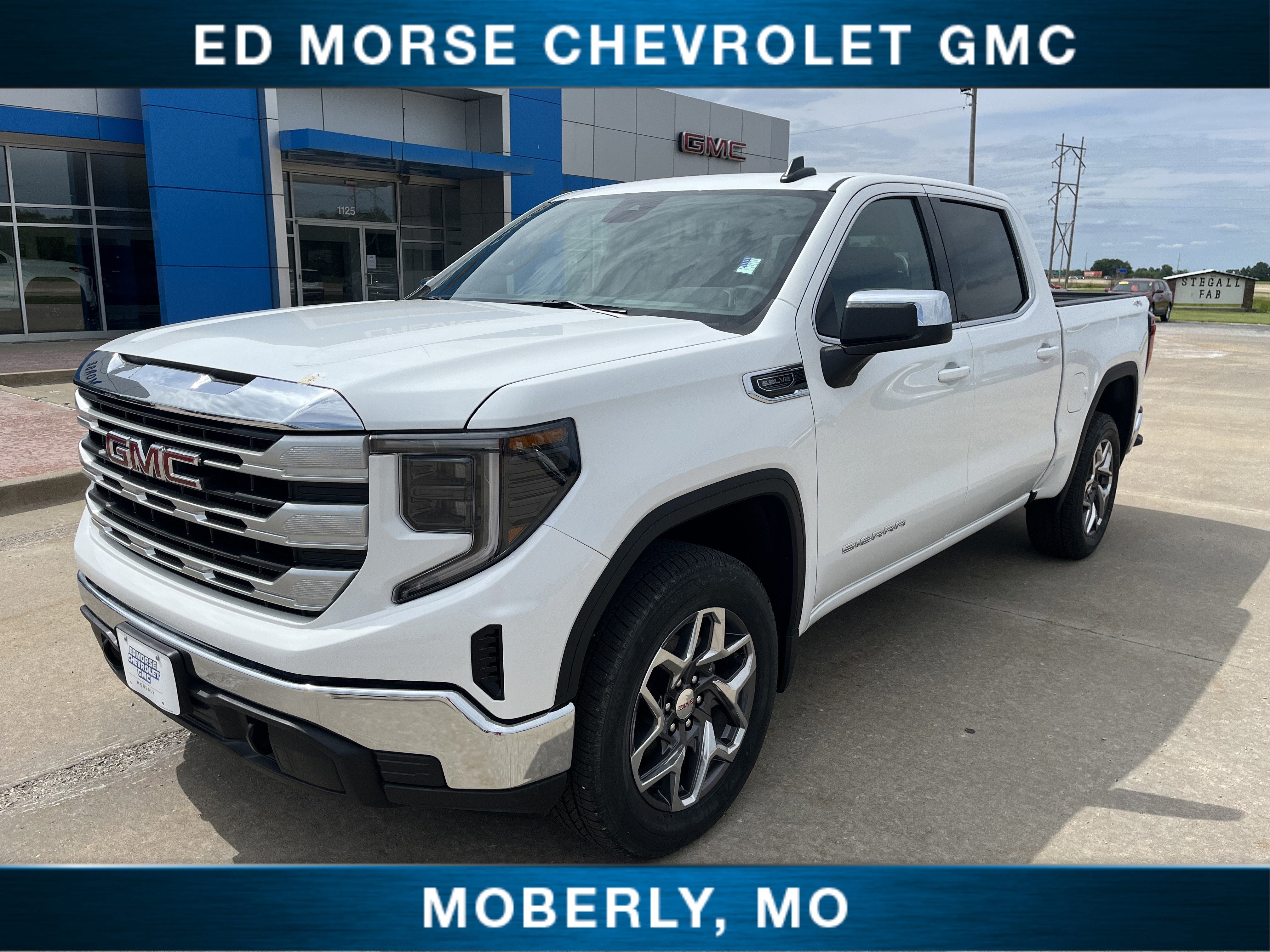 2025 GMC Sierra 1500 SLE