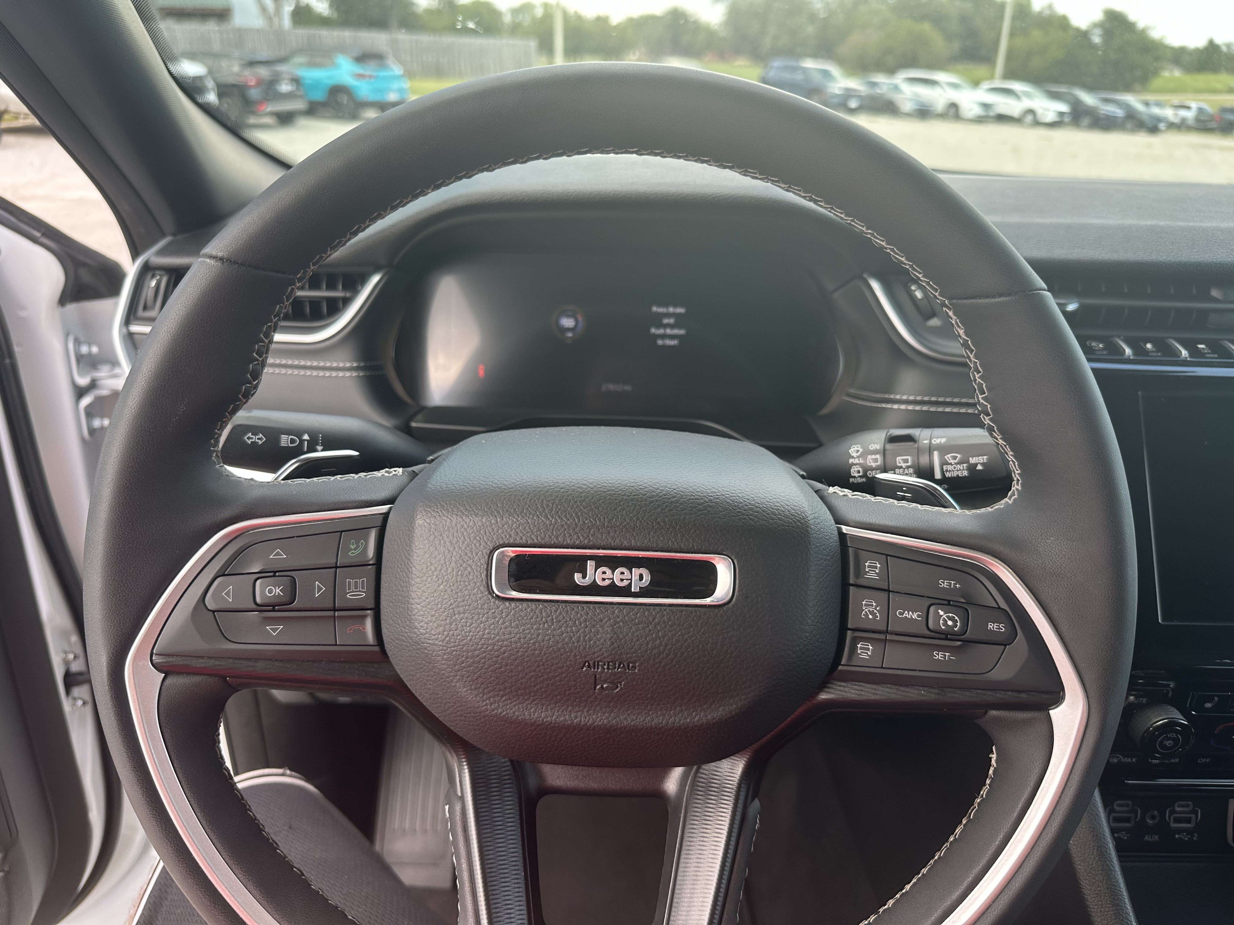 2025 Jeep Grand Cherokee Altitude 4x4