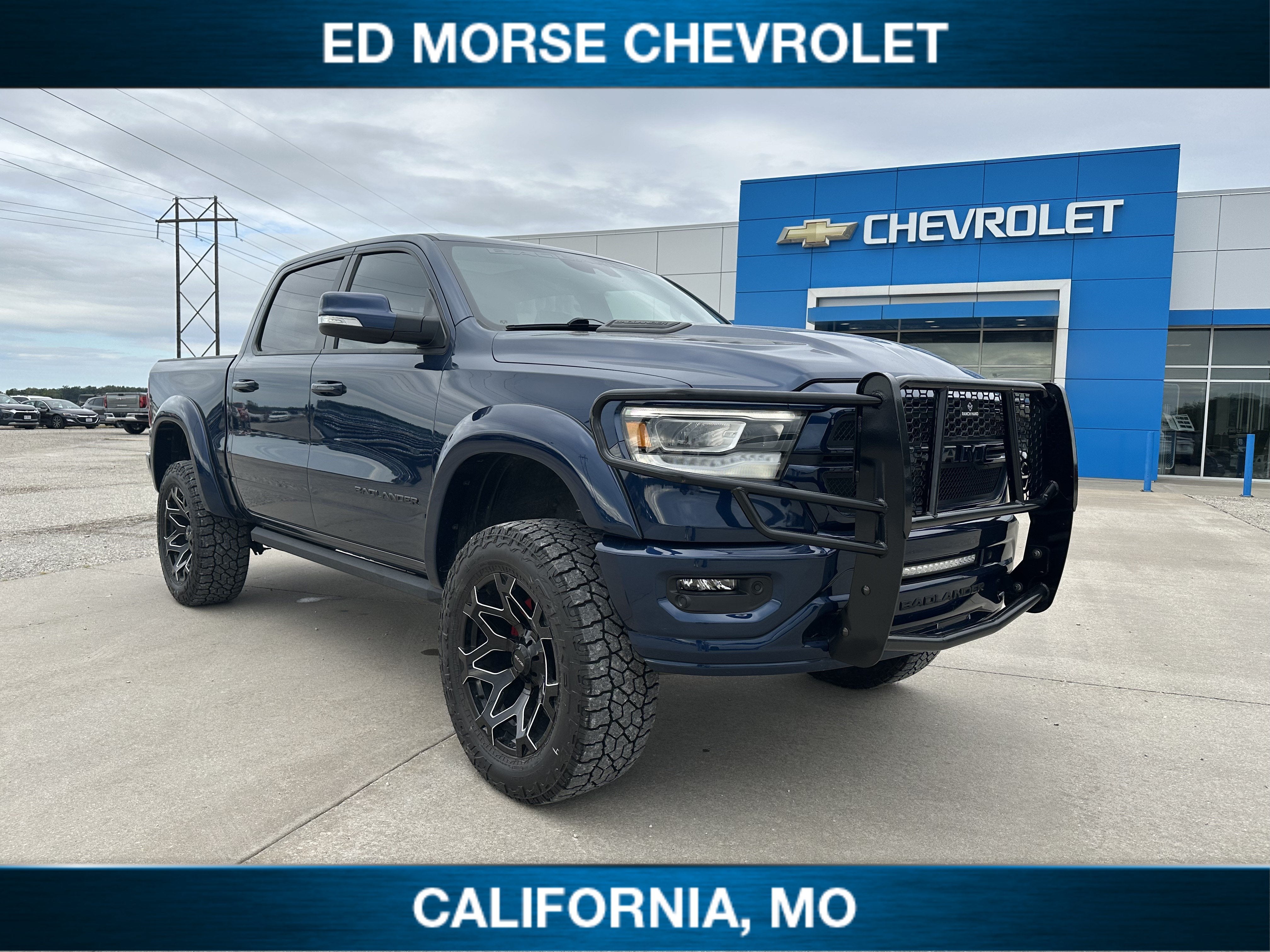 2022 RAM 1500 Laramie Crew Cab 4x4 5'7" Box