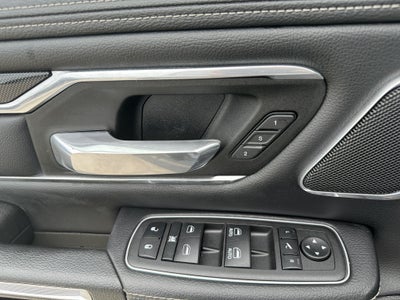 2022 RAM 1500 Laramie Crew Cab 4x4 5'7" Box