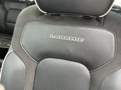2022 RAM 1500 Laramie Crew Cab 4x4 5'7" Box