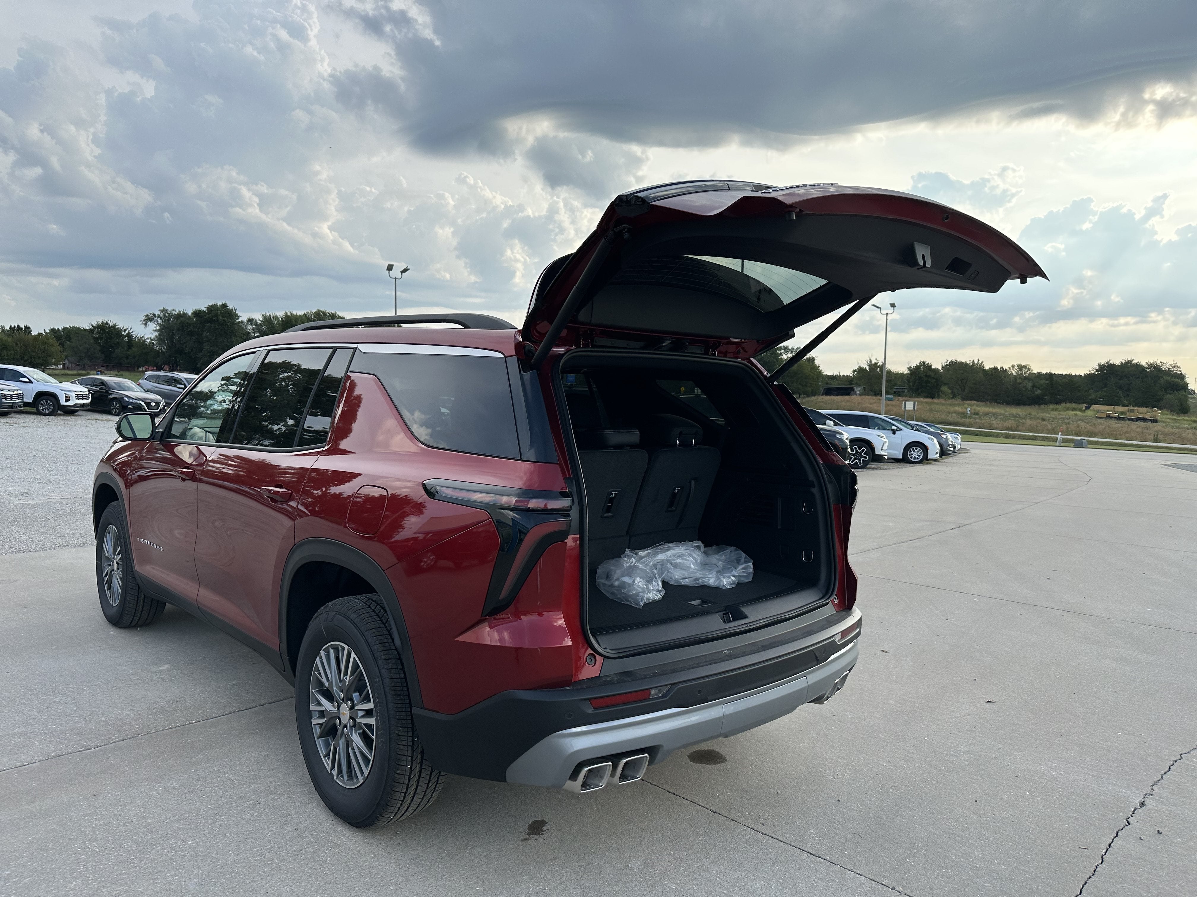 2027 Chevrolet Traverse LT