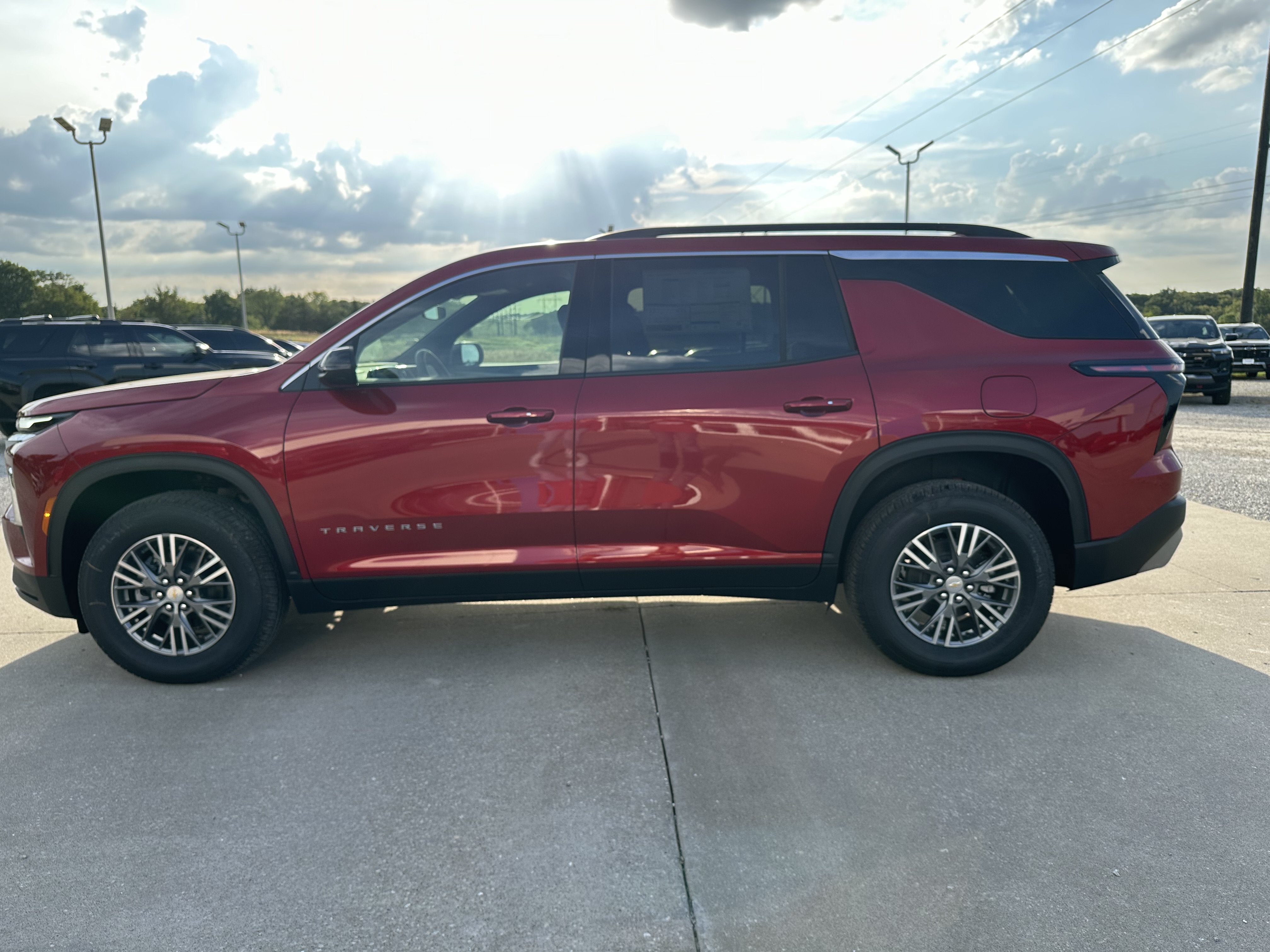 2027 Chevrolet Traverse LT