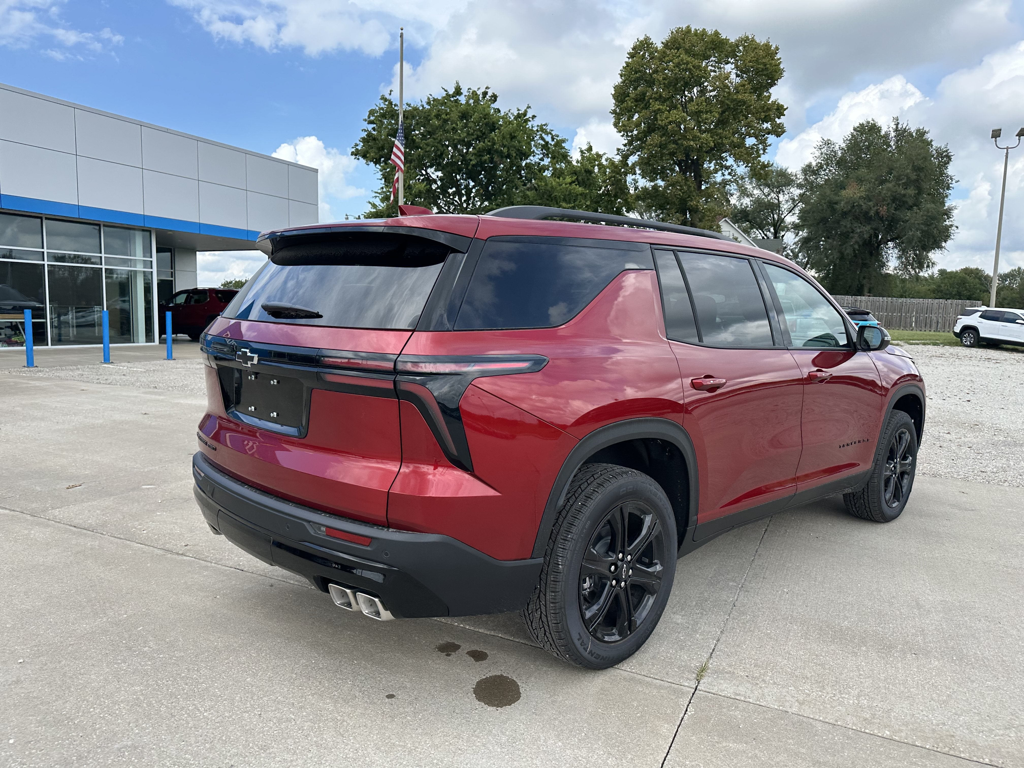 2027 Chevrolet Traverse LT