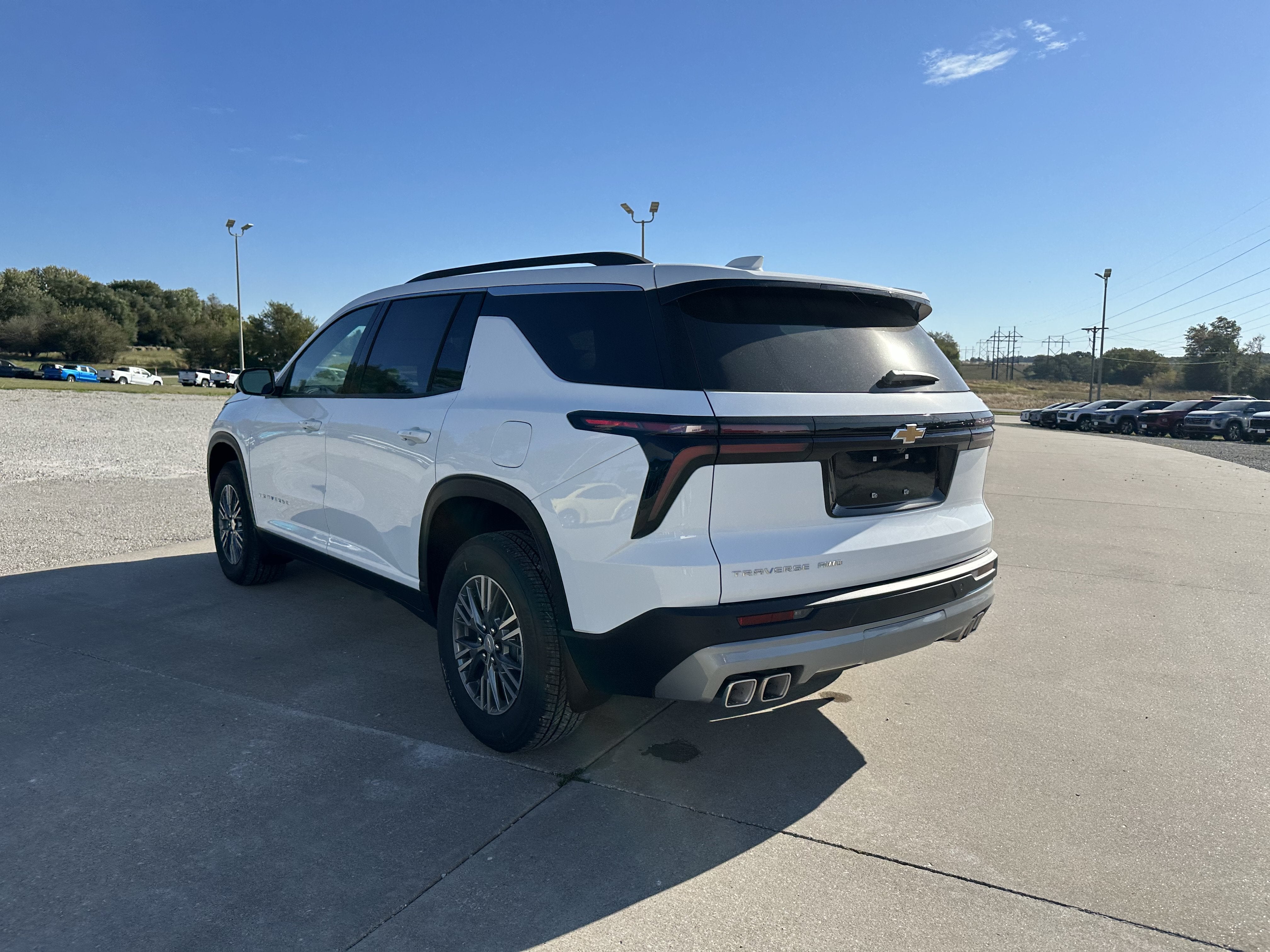 2027 Chevrolet Traverse LT