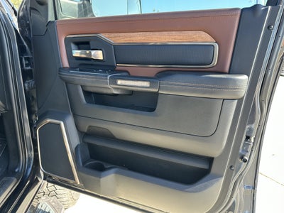 2020 RAM 2500 Laramie Longhorn Crew Cab 4x4 6'4" Box