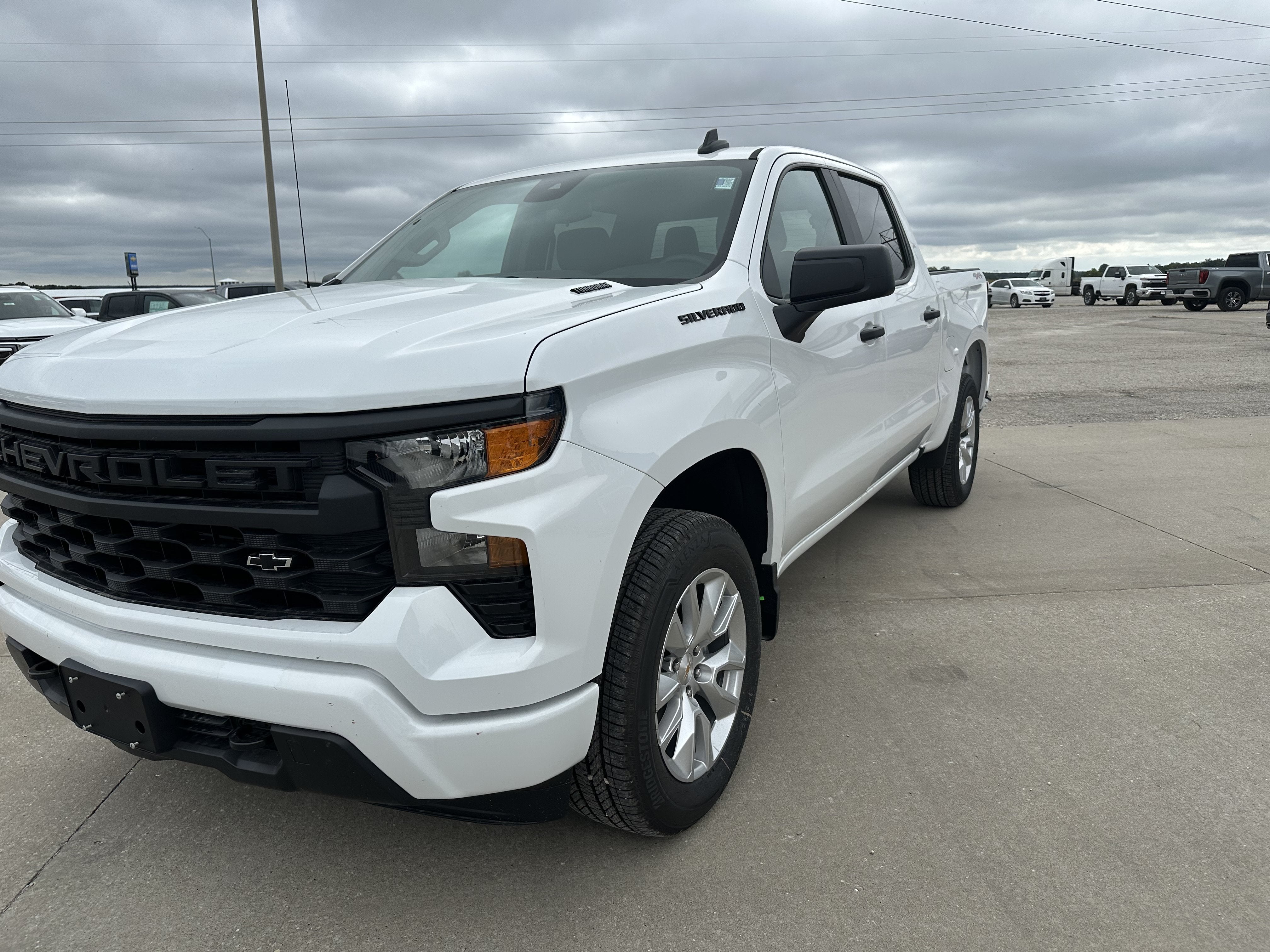 2026 Chevrolet Silverado 1500 Custom