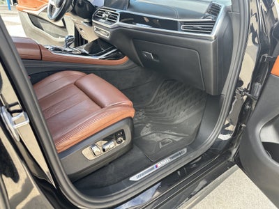 2020 BMW X7 M50i