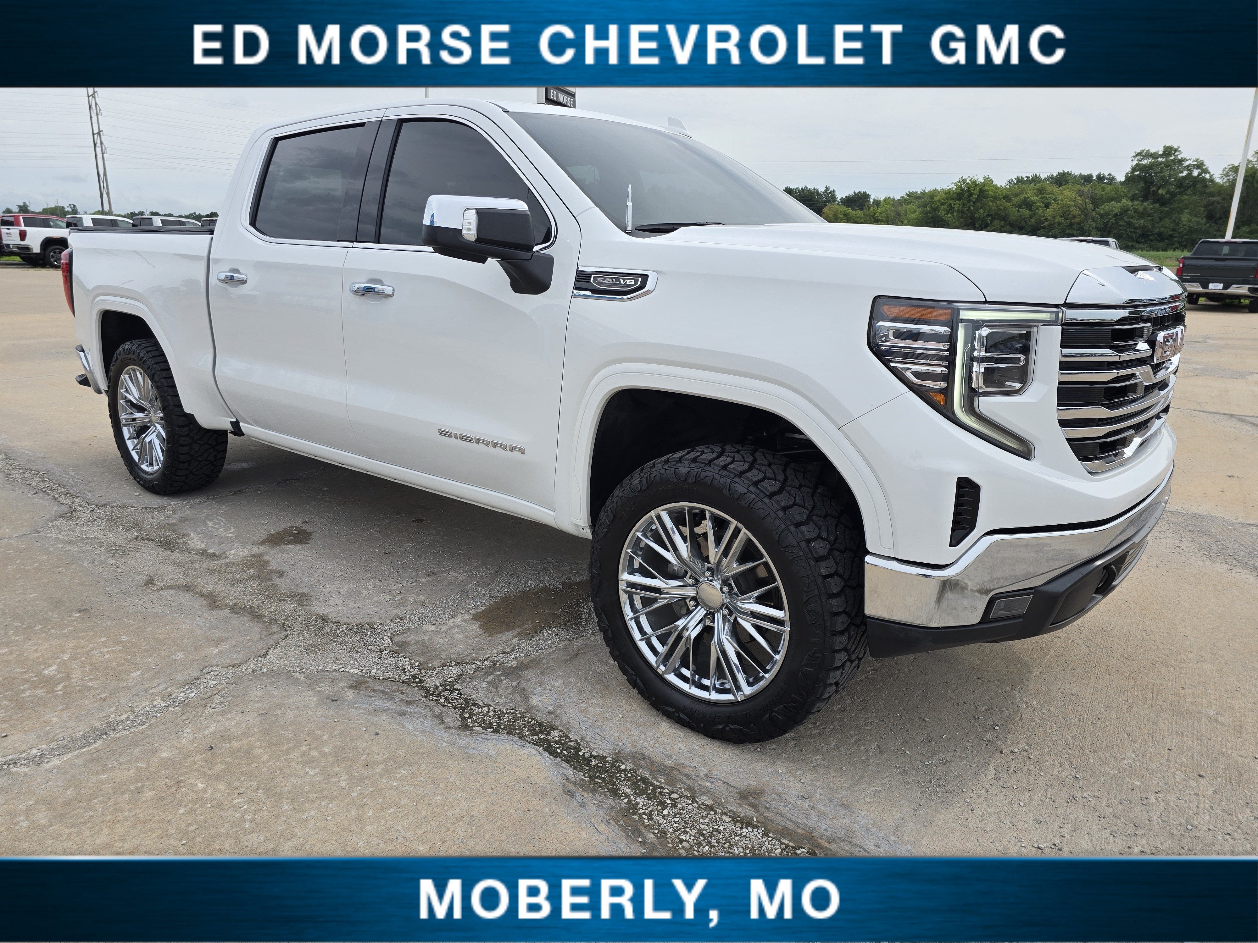 2022 GMC Sierra 1500 SLT