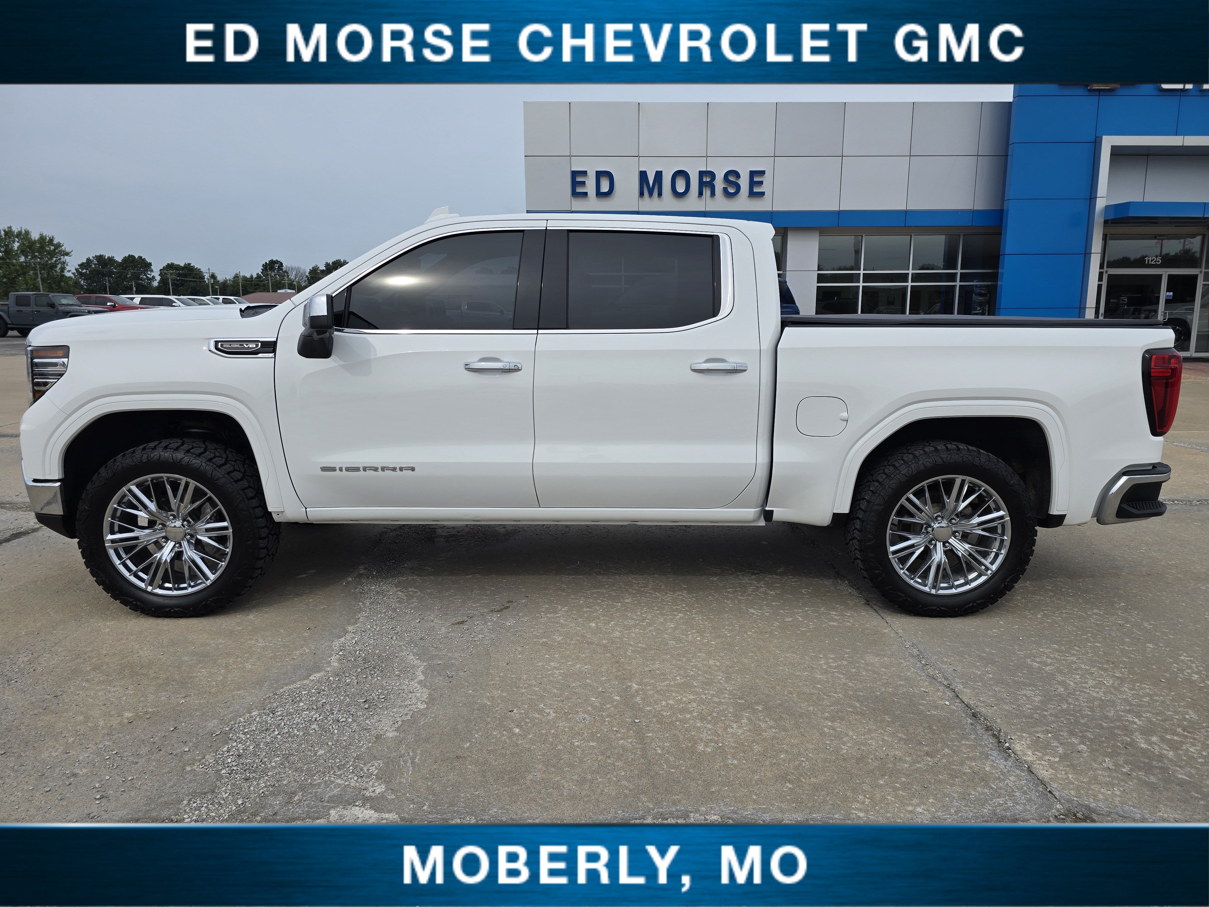 2022 GMC Sierra 1500 SLT