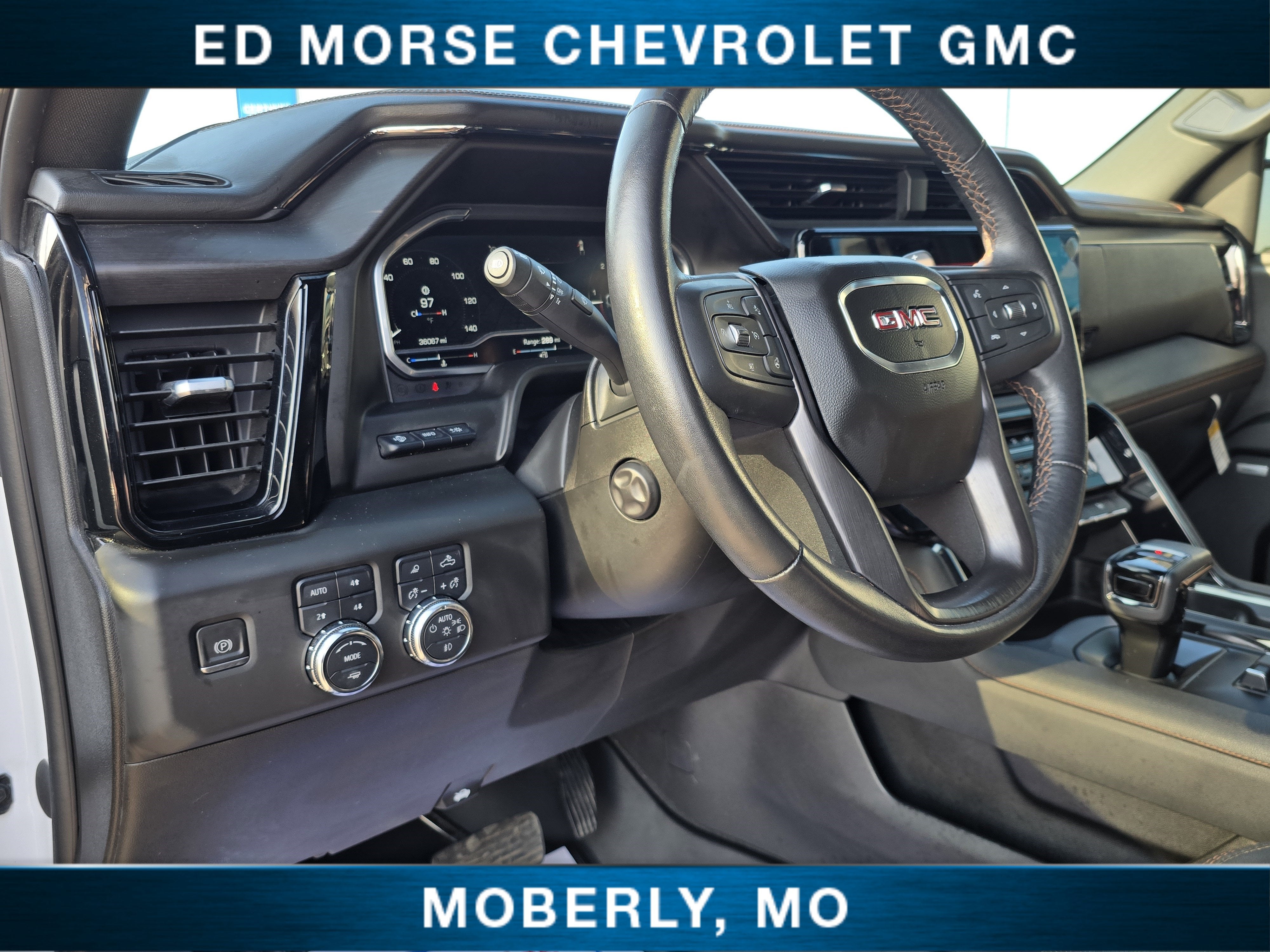 2023 GMC Sierra 1500 AT4