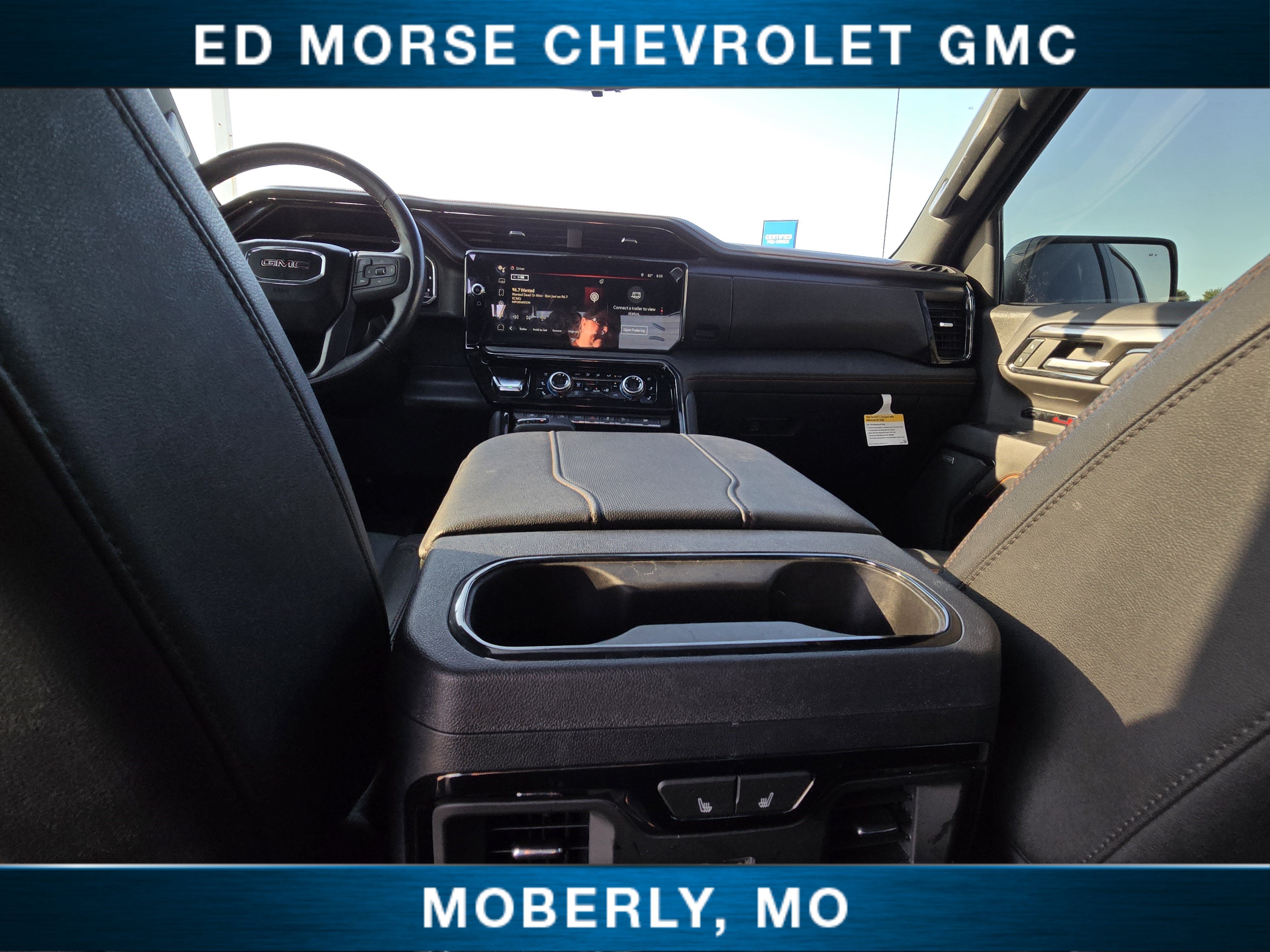 2023 GMC Sierra 1500 AT4