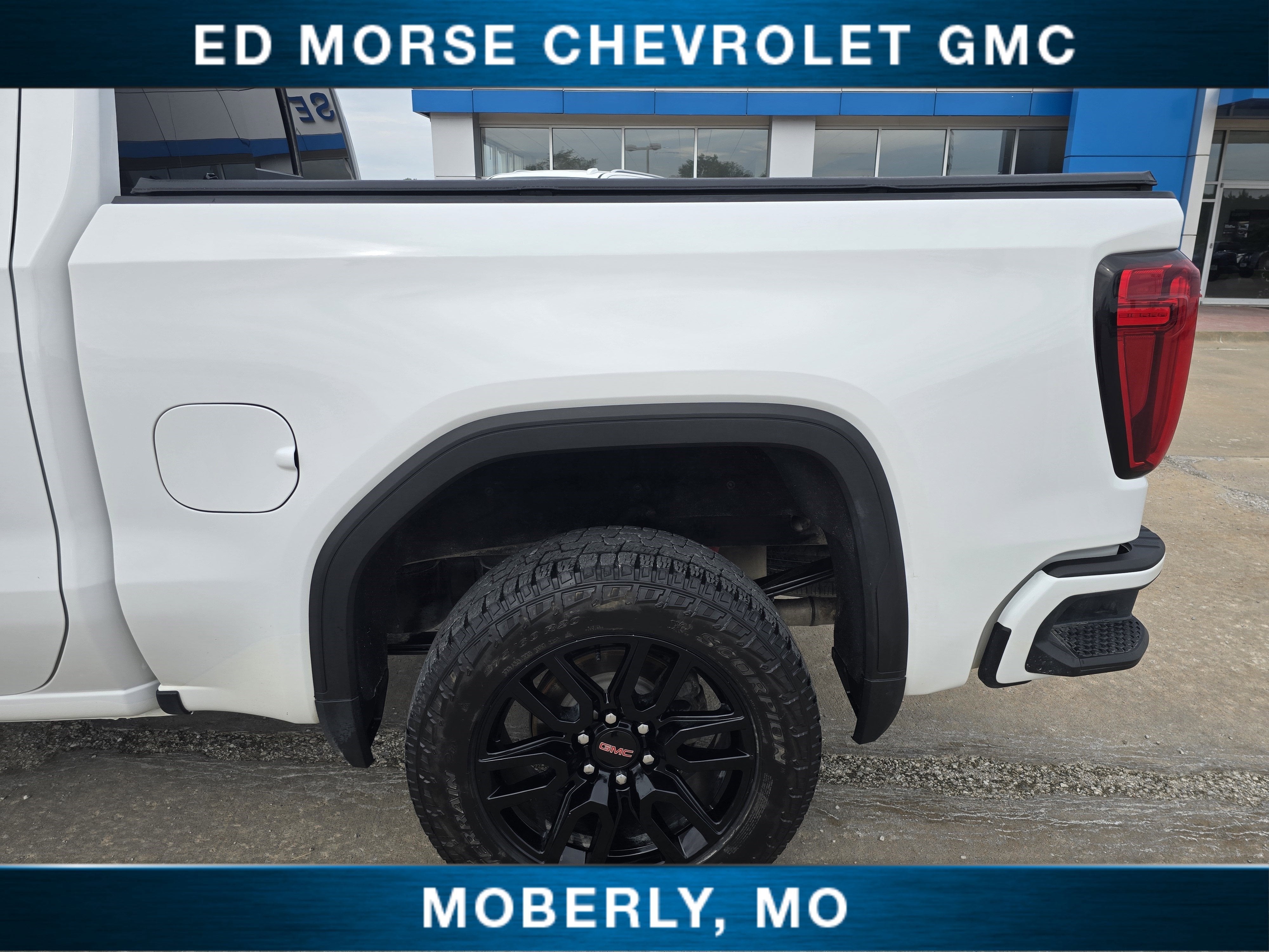 2022 GMC Sierra 1500 AT4
