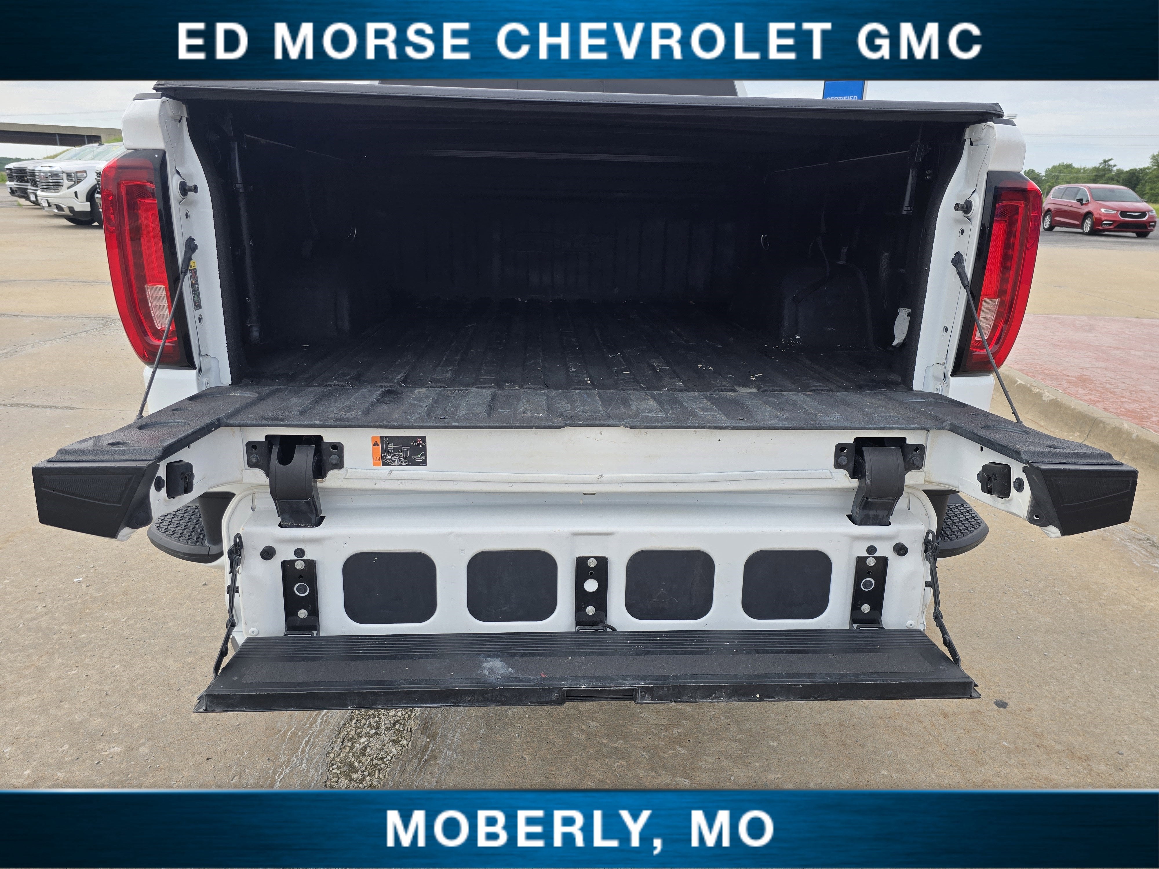 2022 GMC Sierra 1500 AT4