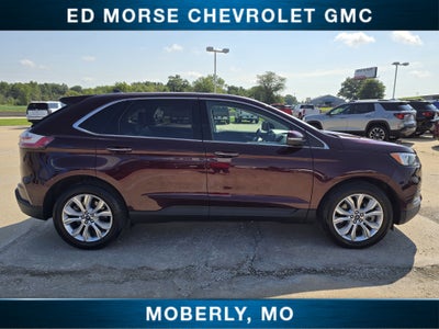 2022 Ford Edge Titanium