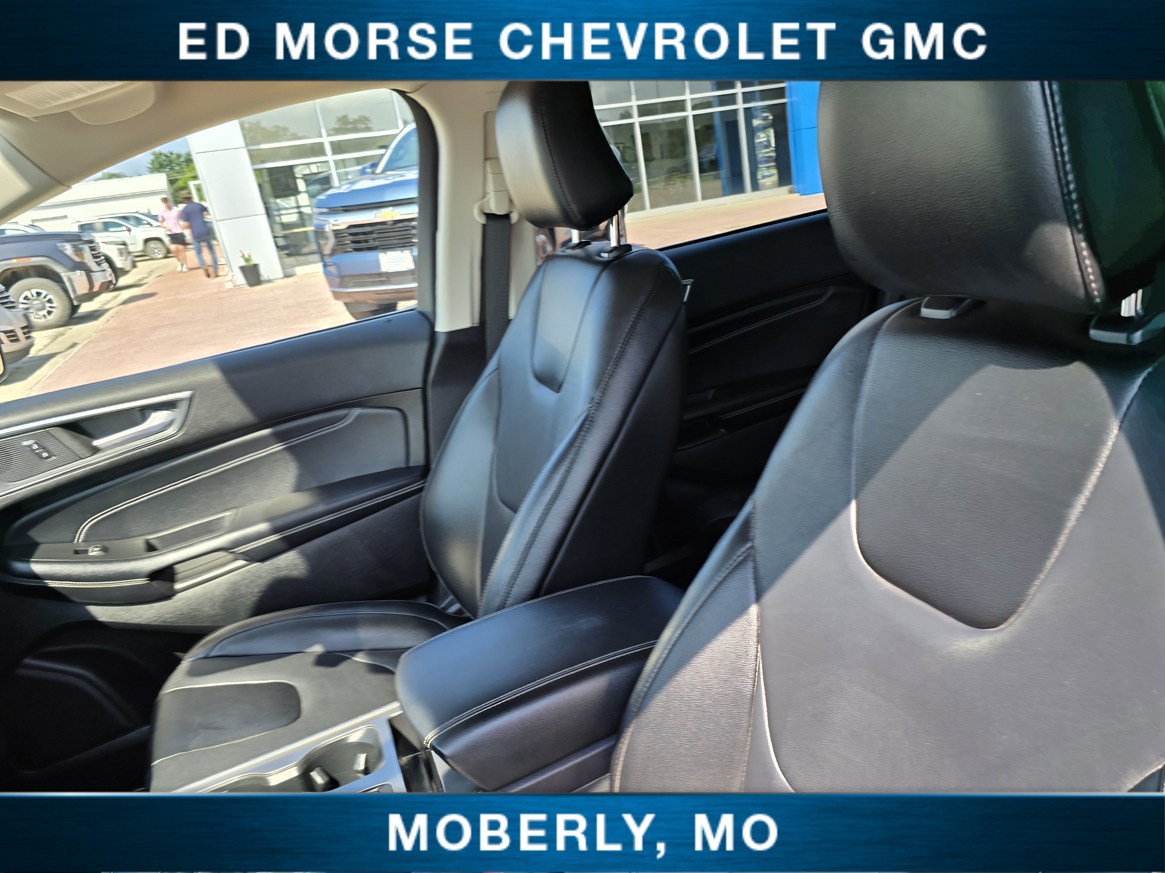 2022 Ford Edge Titanium
