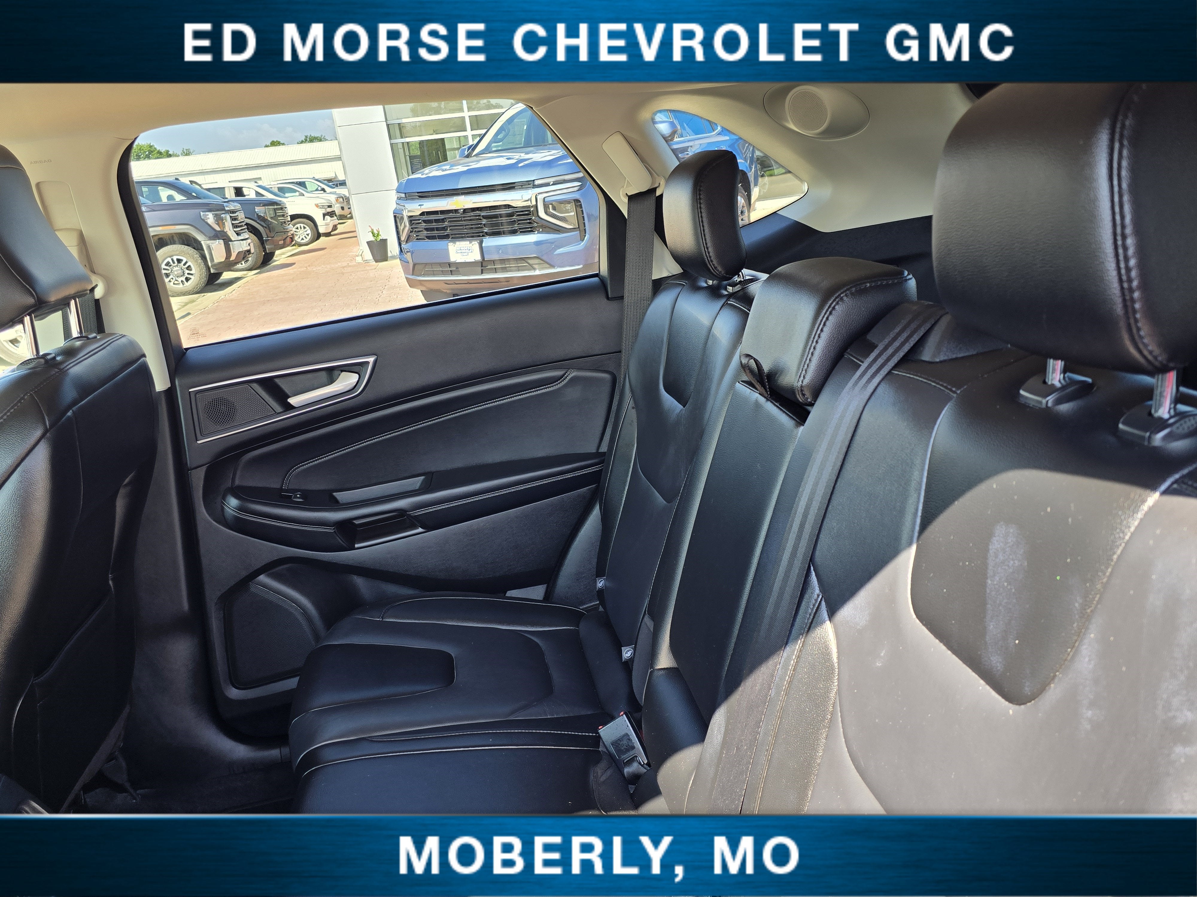 2022 Ford Edge Titanium