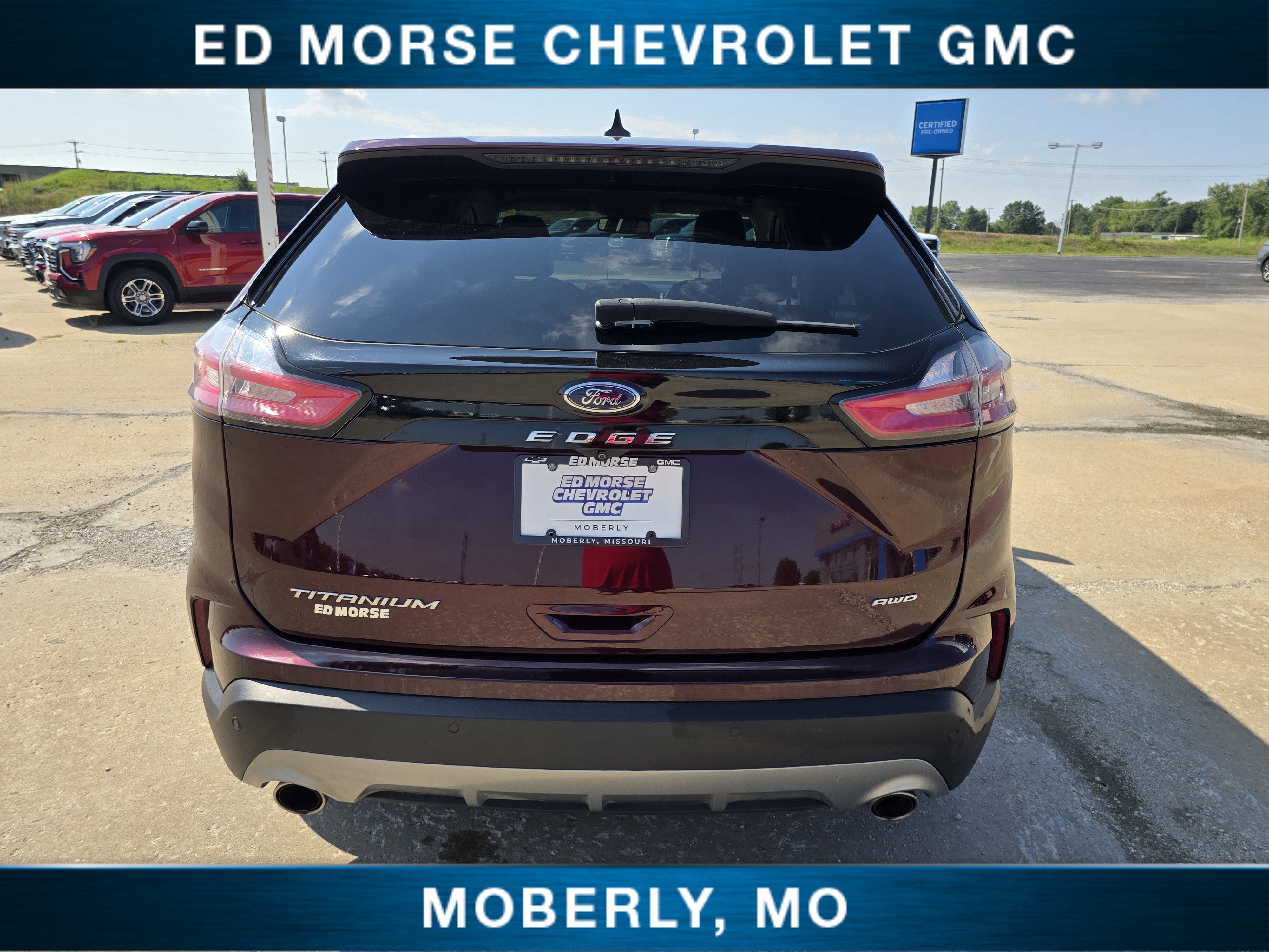 2022 Ford Edge Titanium