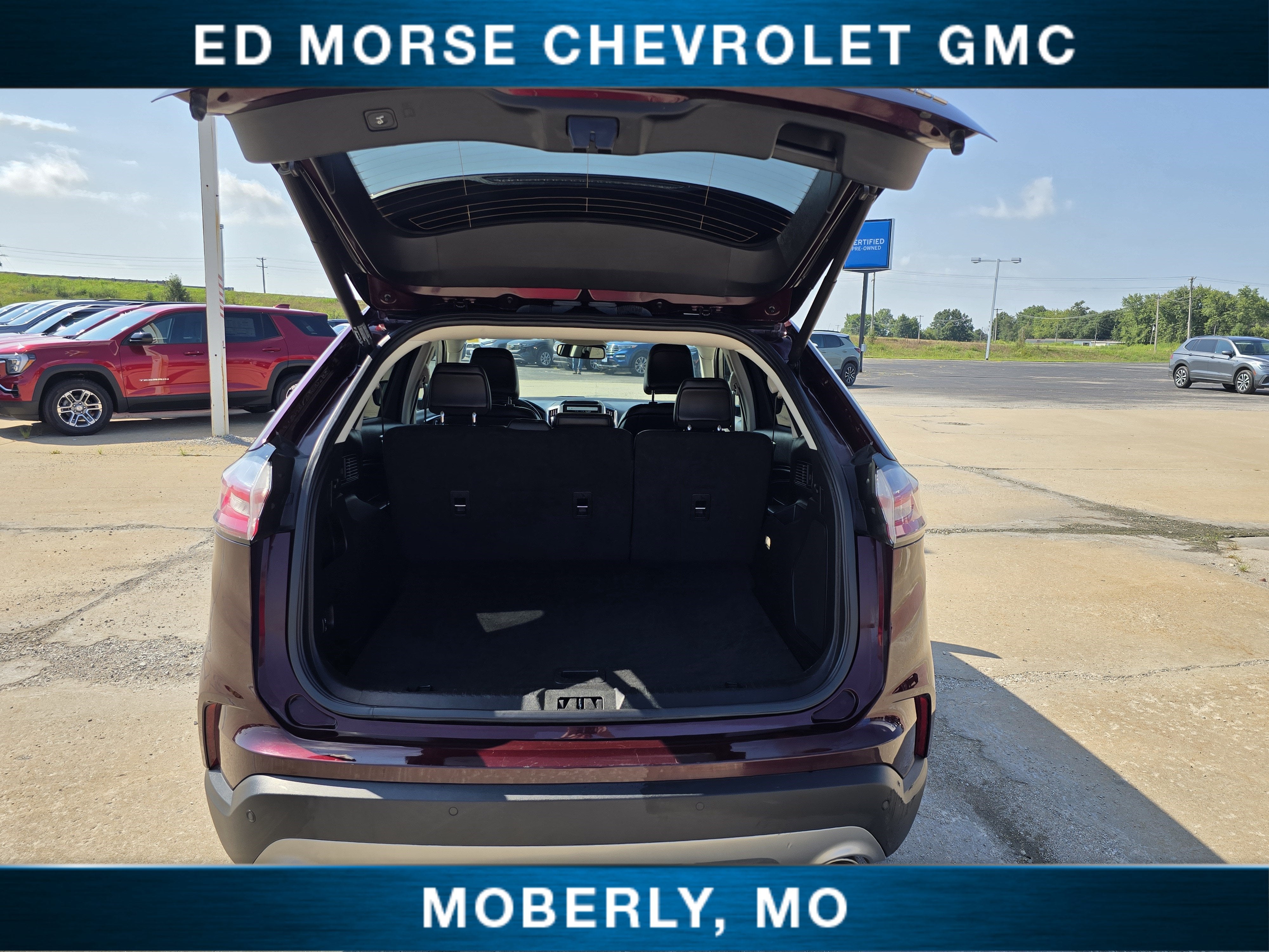 2022 Ford Edge Titanium