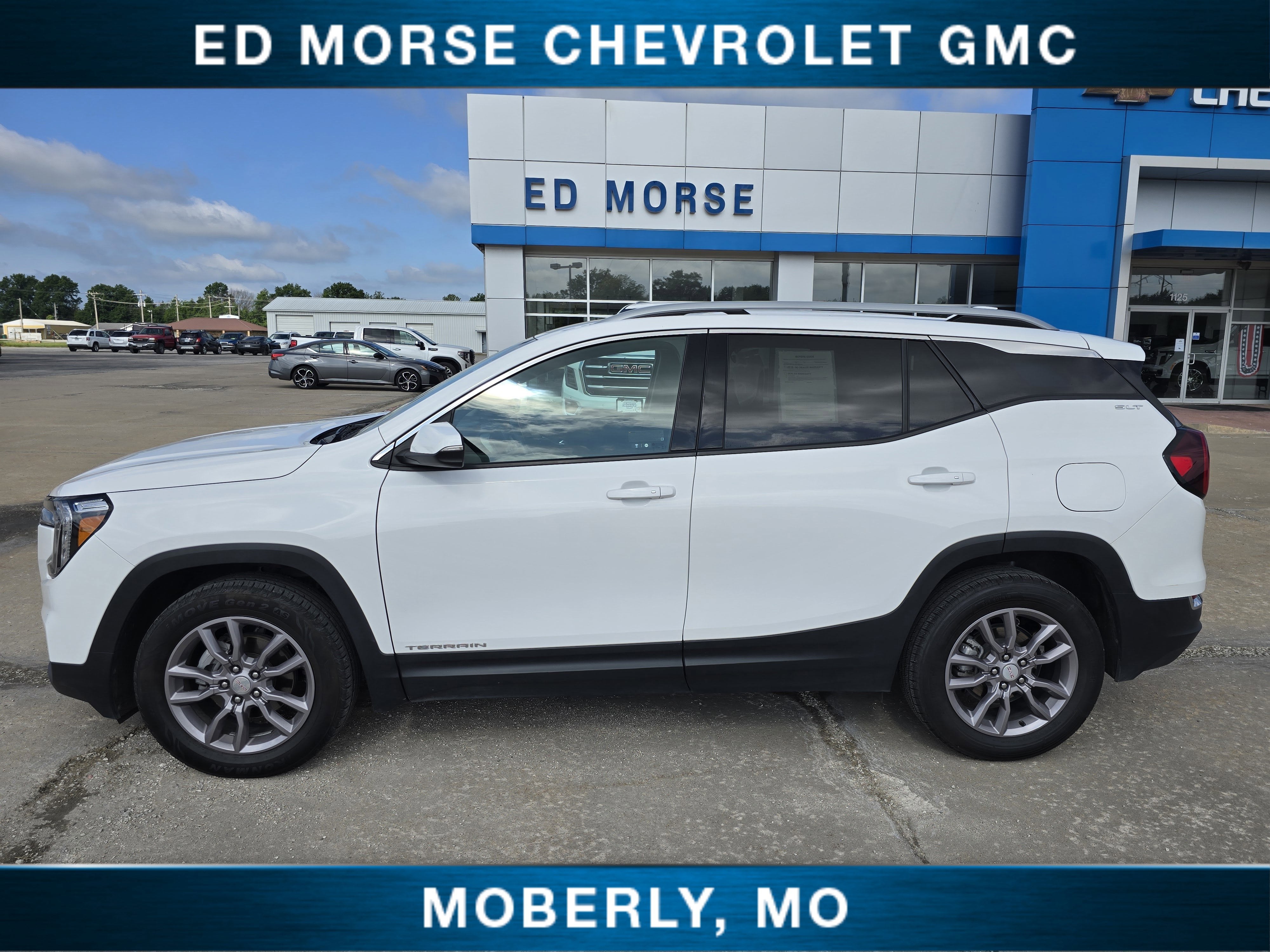 2024 GMC Terrain SLT