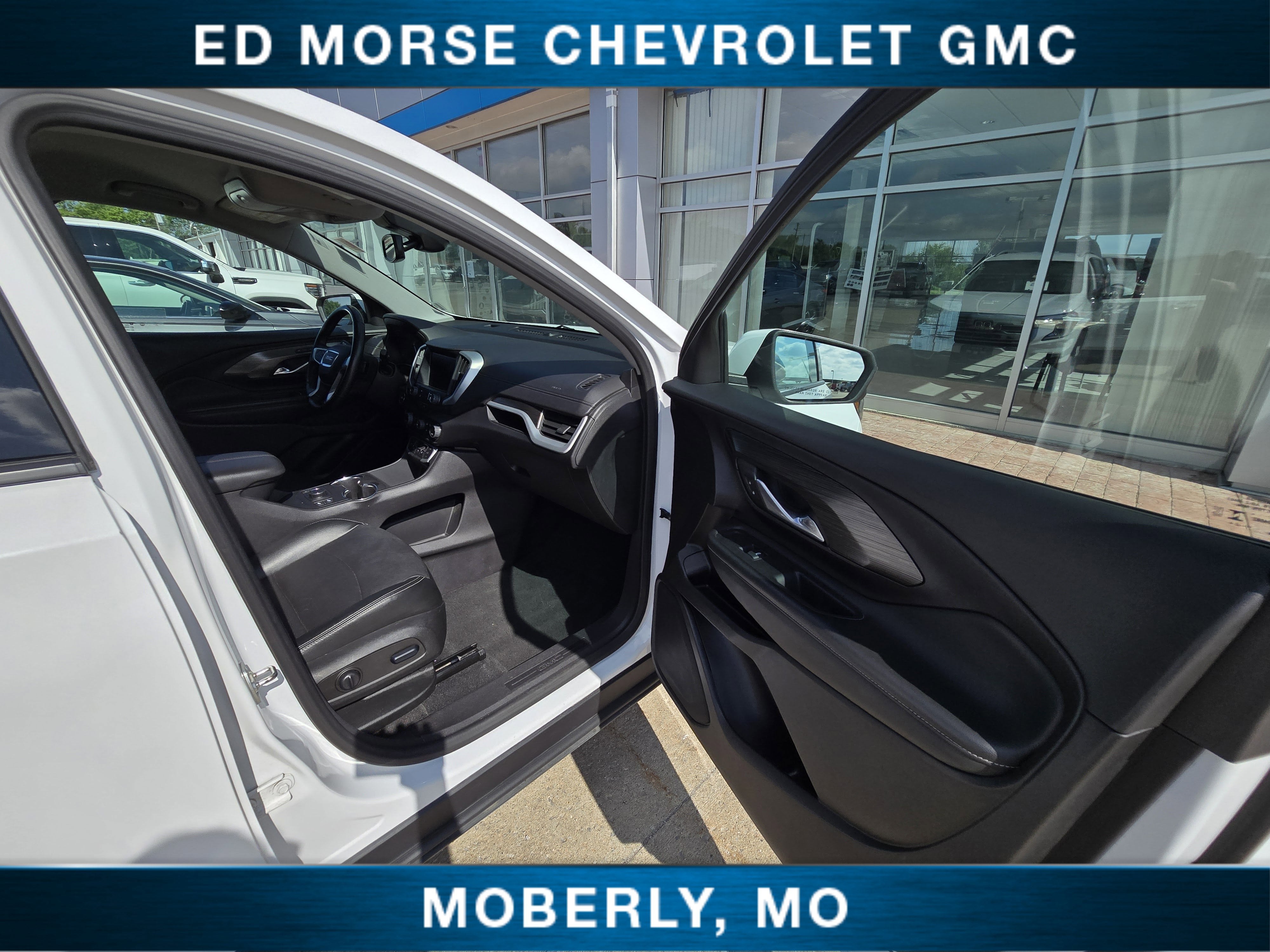 2024 GMC Terrain SLT