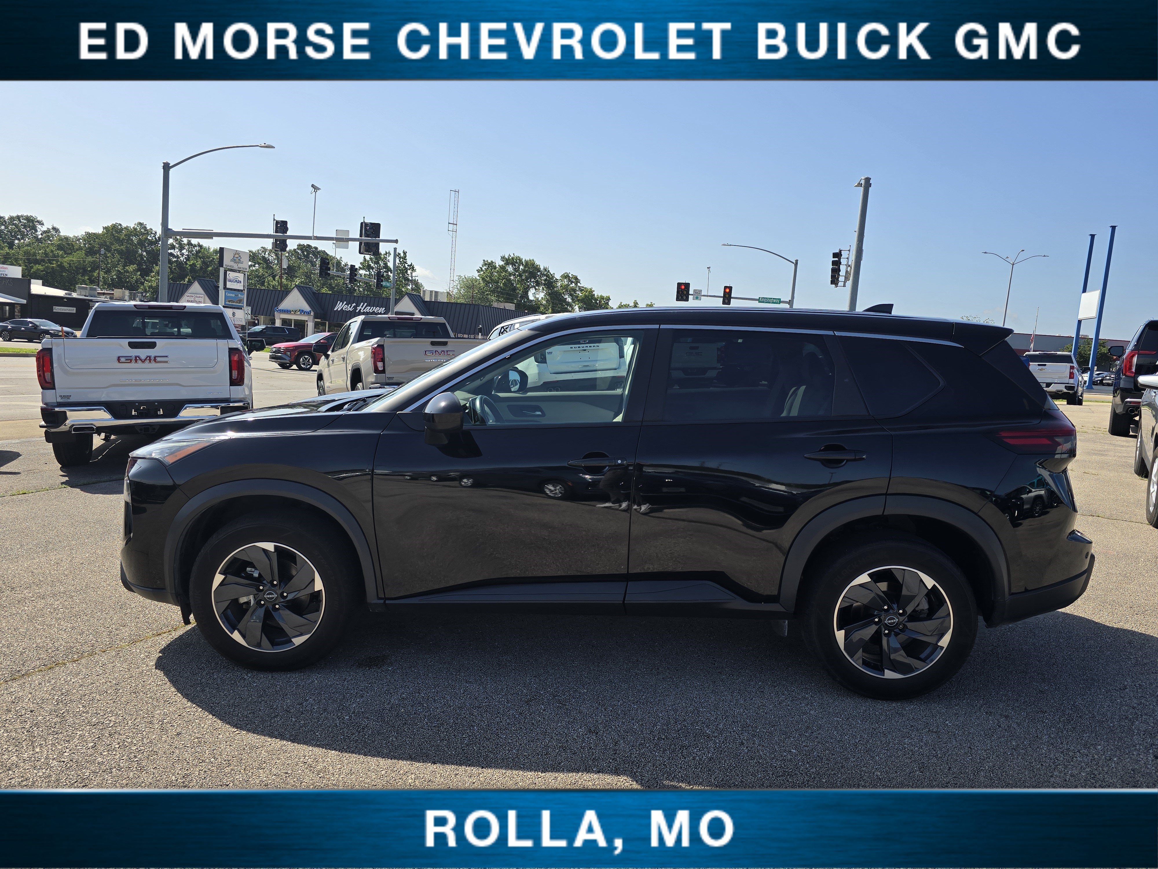 2025 Nissan Rogue SV